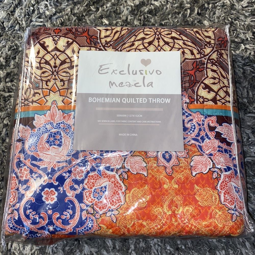 NWT Bohemian Exclusivo Mezcla‎ Quilted Throw, 50" x 60"